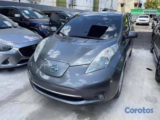 2014 Nissan Otro — foto 3 / 8