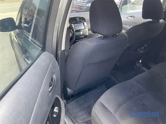 2014 Nissan Otro — foto 6 / 8