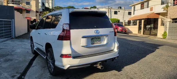 2017 Lexus Gx — foto 4 / 10
