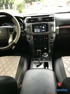 2015 Toyota 4 Runner — foto 2 / 7