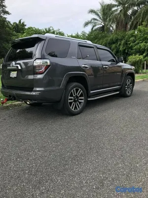 2015 Toyota 4 Runner — foto 6 / 7