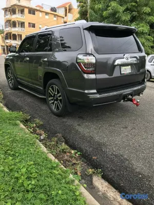 2015 Toyota 4 Runner — foto 7 / 7