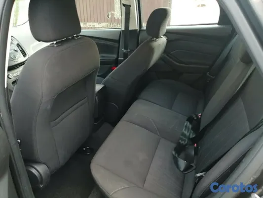 2017 Ford Fiesta — foto 3 / 10