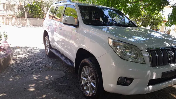 2011 Toyota Land Cruiser Prado — foto 4 / 7