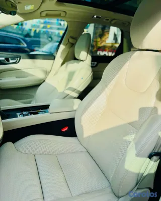 2021 Volvo Xc60 — foto 4 / 14