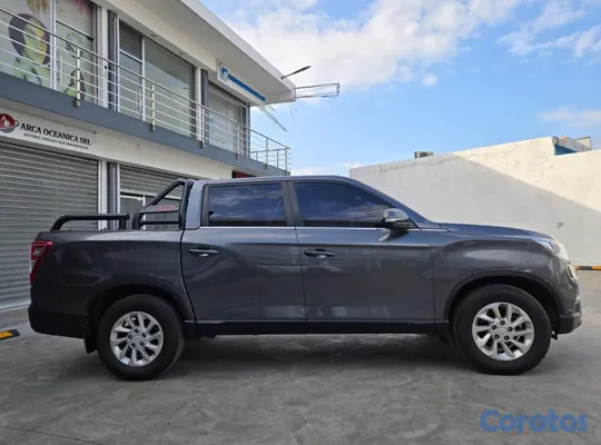 2022 KGM Rexton — foto 7 / 13