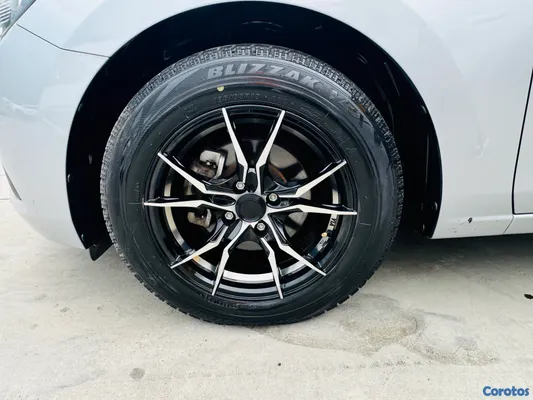 2019 Mazda Demio — foto 6 / 10
