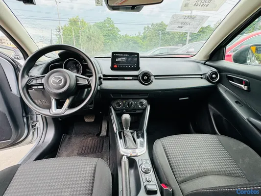 2019 Mazda Demio — foto 9 / 10