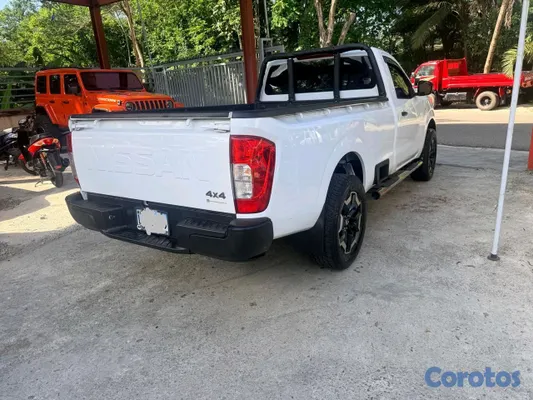 2023 Nissan Frontier — foto 5 / 7