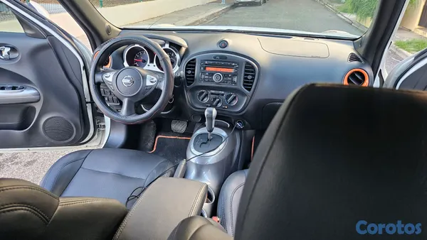 2014 Nissan Juke — foto 11 / 13