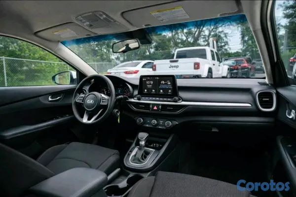 2020 Kia Forte — foto 4 / 6