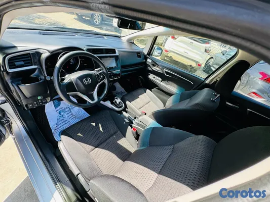 2019 Honda Fit — foto 7 / 10