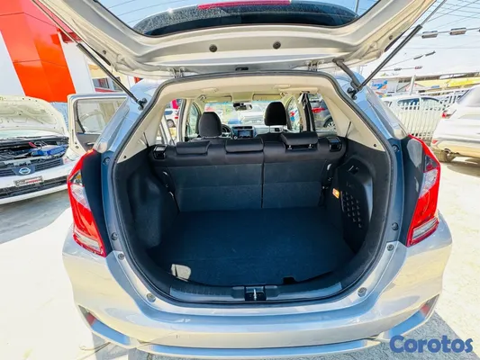 2019 Honda Fit — foto 9 / 10
