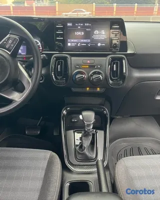 2021 Kia Sonet — foto 5 / 7