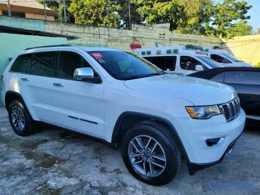 2020 Jeep Grand Cherokee — foto 8 / 10