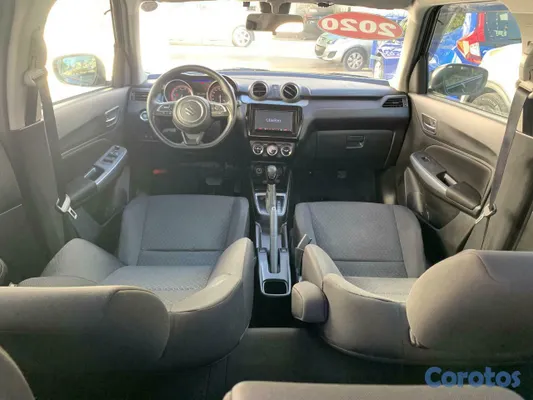 2020 Suzuki Swift — foto 6 / 10
