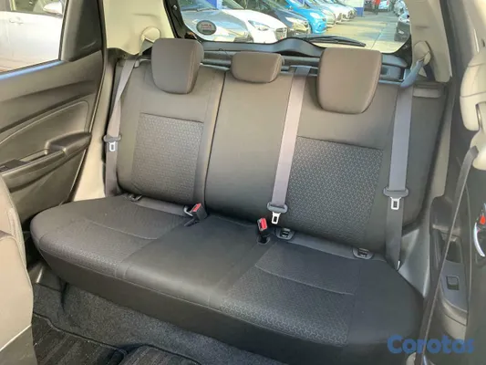2020 Suzuki Swift — foto 7 / 10
