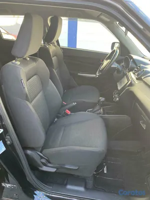 2020 Suzuki Swift — foto 8 / 10