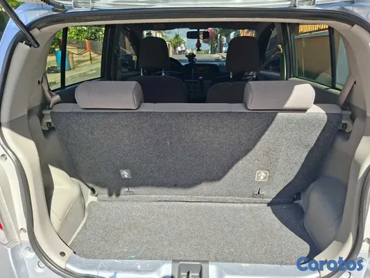 2017 Daihatsu Mira — foto 8 / 12