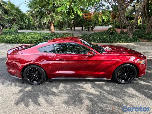 2015 Ford Mustang — foto 2 / 7