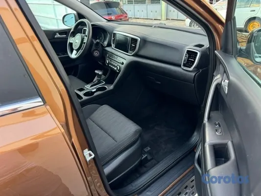 2021 Kia Sportage — foto 7 / 9