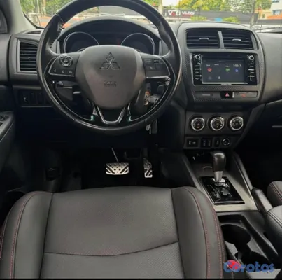 2018 Mitsubishi Outlander — foto 3 / 5