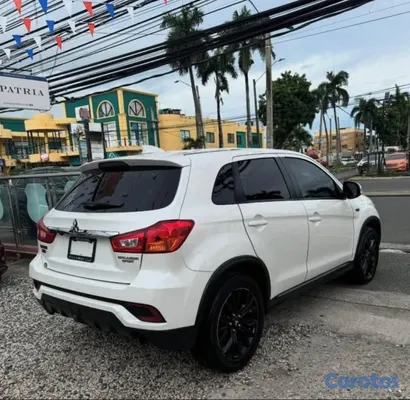 2018 Mitsubishi Outlander — foto 5 / 5