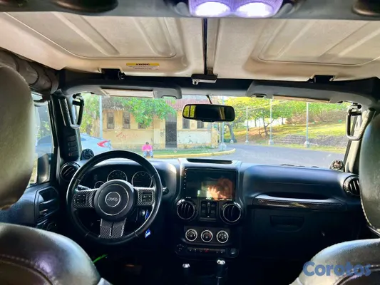 2013 Jeep Rubicon — foto 3 / 5