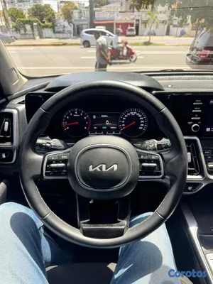2022 Kia Sorento — foto 4 / 8