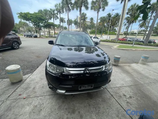 2015 Mitsubishi Outlander — foto 3 / 4