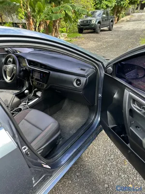 2018 Toyota Corolla — foto 2 / 8