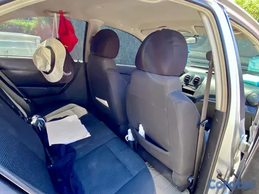2014 Chevrolet Aveo — foto 4 / 10