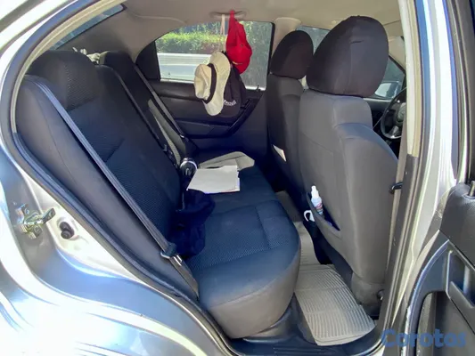 2014 Chevrolet Aveo — foto 5 / 10