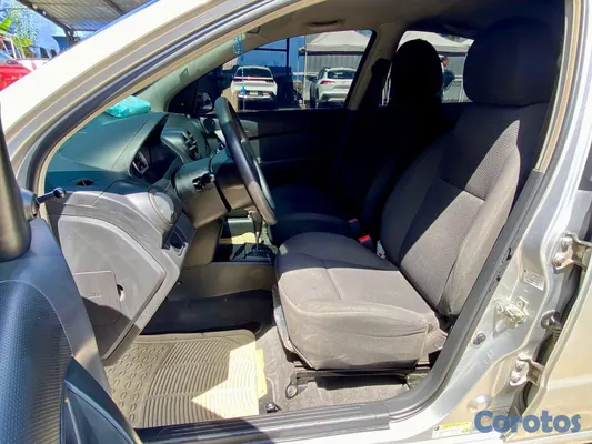 2014 Chevrolet Aveo — foto 8 / 10
