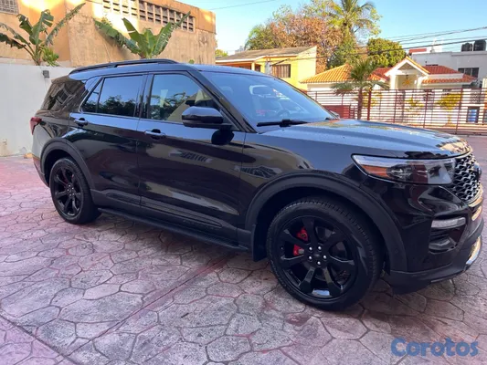 2021 Ford Explorer — foto 2 / 9