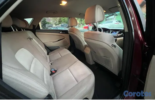 2017 Hyundai Tucson — foto 2 / 6