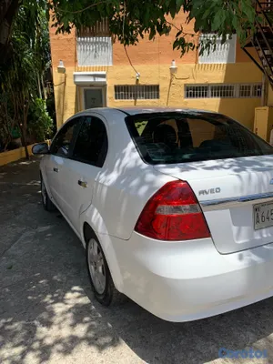 2015 Chevrolet Aveo — foto 4 / 5