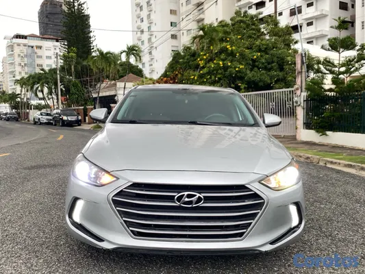 2018 Hyundai Elantra — foto 2 / 10