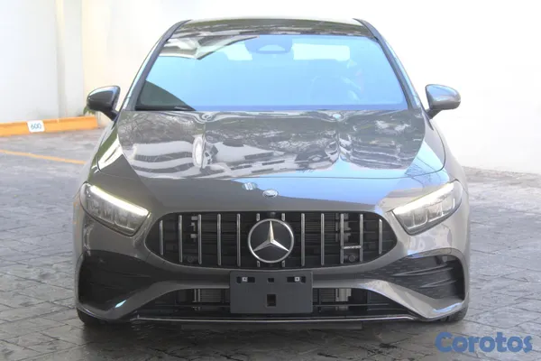 2026 Mercedes-Benz Clase A — foto 3 / 9