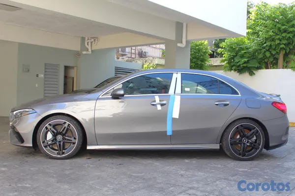 2026 Mercedes-Benz Clase A — foto 8 / 9