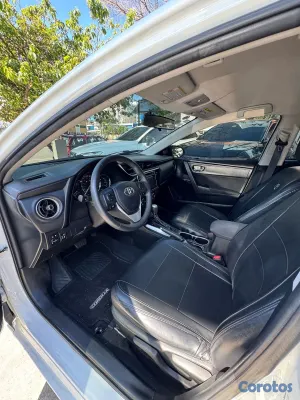 2018 Toyota Corolla — foto 9 / 13