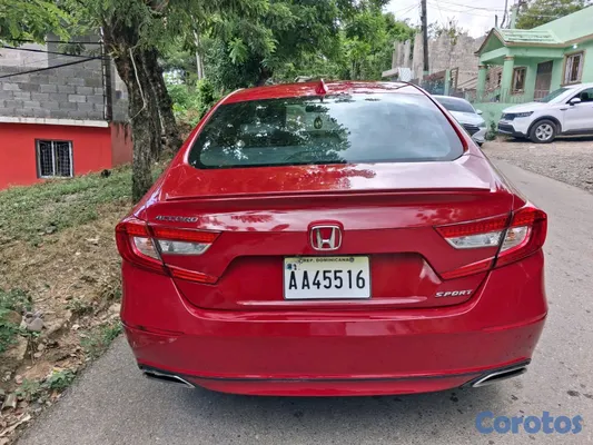 2020 Honda Accord — foto 3 / 9