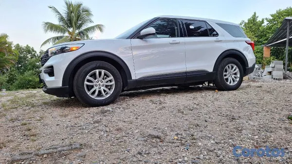 2020 Ford Explorer — foto 4 / 16