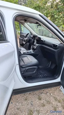 2020 Ford Explorer — foto 15 / 16