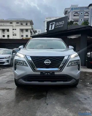 2022 Nissan Rogue — foto 2 / 9