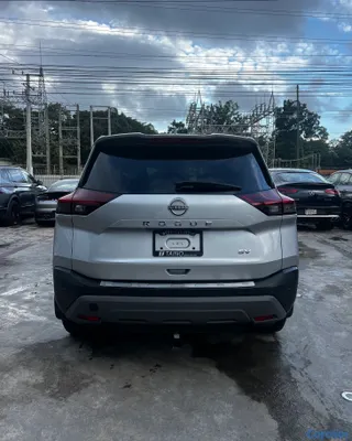 2022 Nissan Rogue — foto 5 / 9