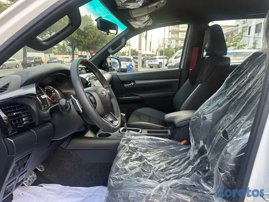 2026 Toyota Hilux — foto 10 / 11