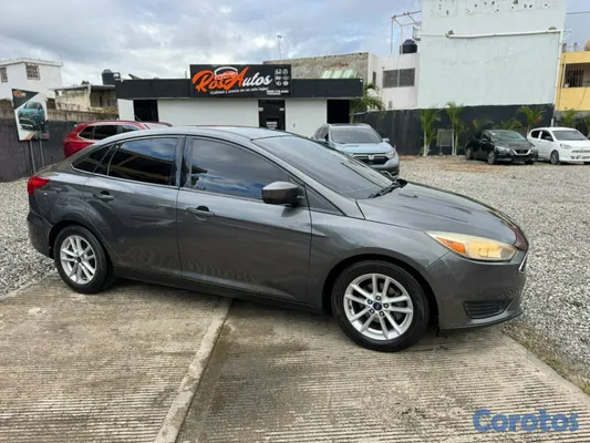 2018 Ford Focus — foto 3 / 9