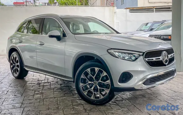 2026 Mercedes-Benz Clase GLC — foto 2 / 12