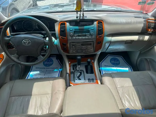 2004 Toyota Rav-4 — foto 5 / 10